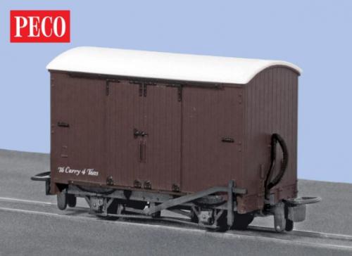 GR-221 Peco Box Van - SR Livery unlettered